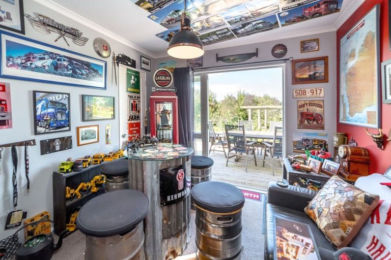 Photo of property in 39 Carters Line, Parkvale, Carterton, 5792