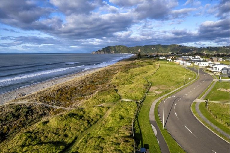 Photo of property in 18 Pacific Parade, Coastlands, Whakatane, 3120