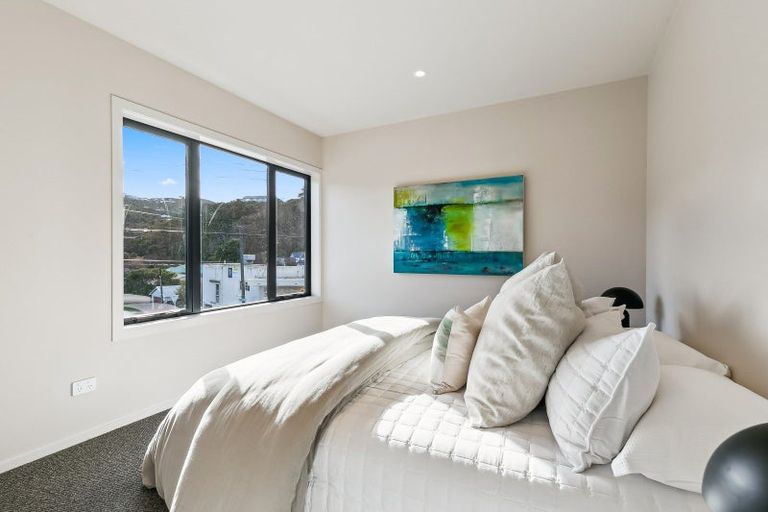 Photo of property in 365b Karori Road, Karori, Wellington, 6012