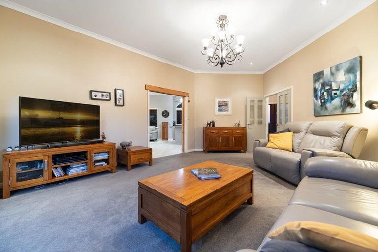 Photo of property in 2 Eyres Place, Ohauiti, Tauranga, 3112