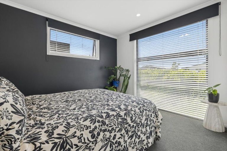 Photo of property in 12 Huriana Crescent, Te Puke, 3119