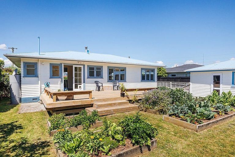 Photo of property in 32 Kingston Street, Awapuni, Palmerston North, 4412