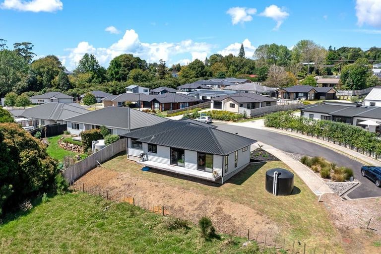 Photo of property in 10 Alfred Peter Crescent, Warkworth, 0910