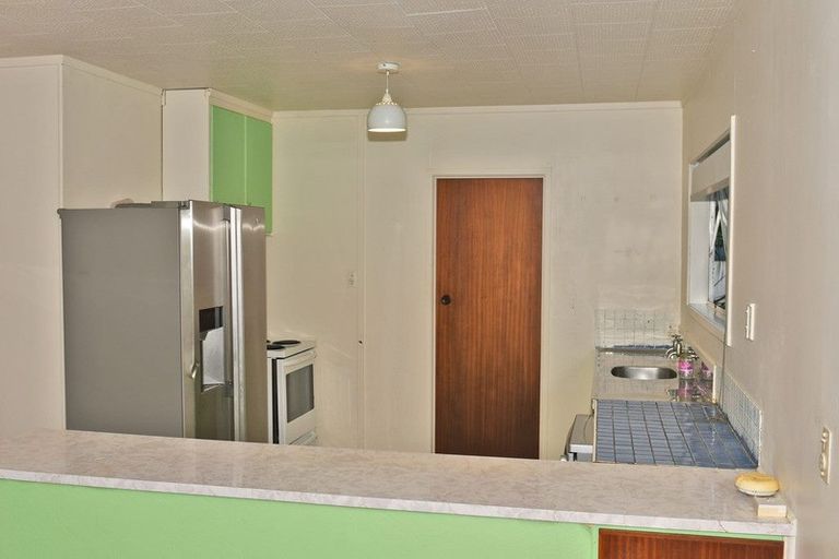 Photo of property in 9 Kendale Drive, Leigh, 0985