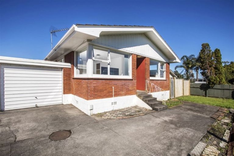 Photo of property in 3/8 Russell Road, Manurewa, Auckland, 2102