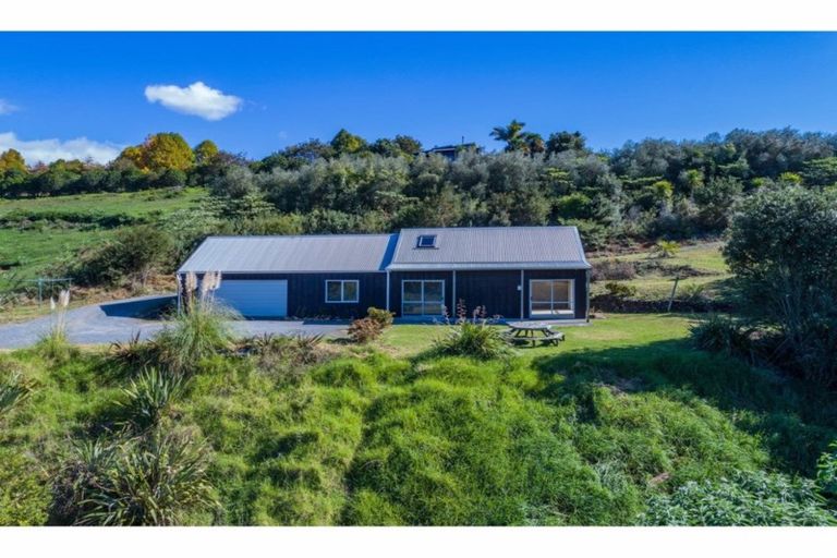 Photo of property in 18 Heron Hill, Kerikeri, 0230