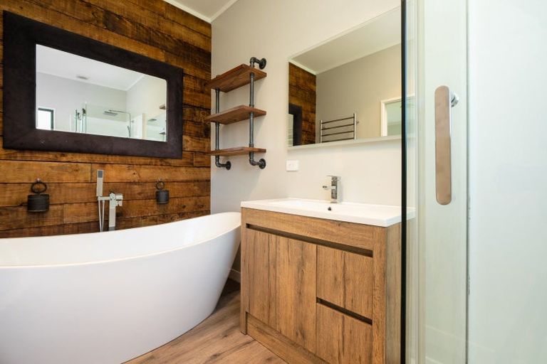 Photo of property in 955 Maungatautari Road, Maungatautari, Cambridge, 3494