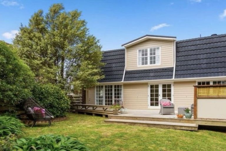 Photo of property in 53 Cambrian Street, Churton Park, Wellington, 6037