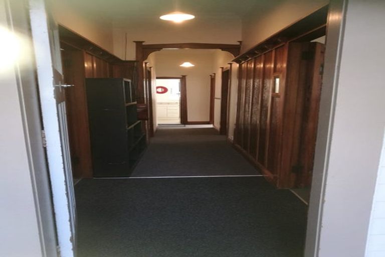 Photo of property in 76 Majoribanks Street, Mount Victoria, Wellington, 6011