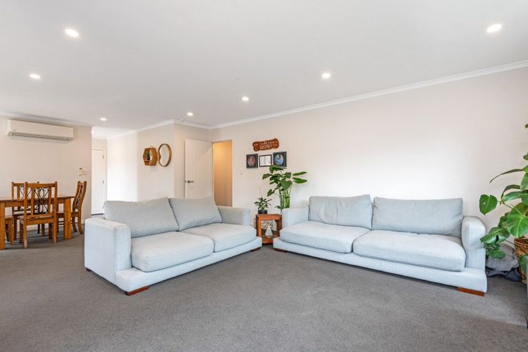 Photo of property in 30a Aberdeen Avenue, Takaro, Palmerston North, 4412