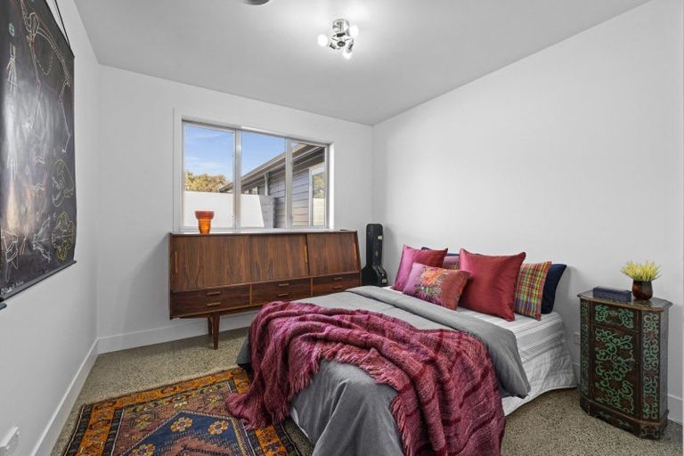 Photo of property in 22 Heipipi Drive, Eskdale, Napier, 4182