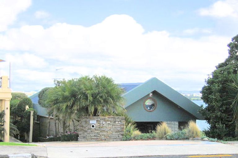 Photo of property in 2/56 The Parade, Bucklands Beach, Auckland, 2012