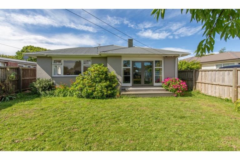 Photo of property in 1/19 Moreland Avenue, Papanui, Christchurch, 8053