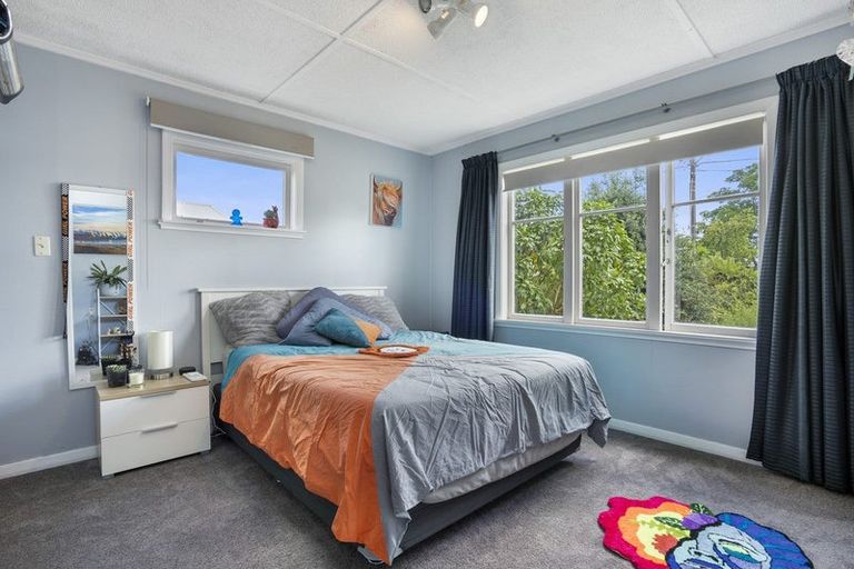 Photo of property in 298 Shakespeare Street, Leamington, Cambridge, 3432