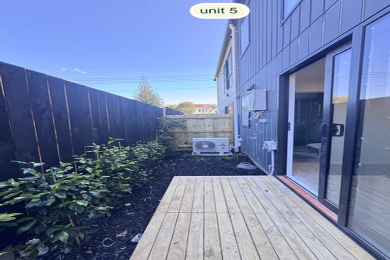 Photo of property in 45 Miro Street, New Lynn, Auckland, 0600