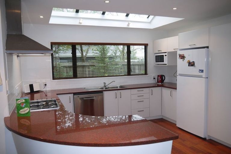 Photo of property in 29 Kahu Road, Fendalton, Christchurch, 8041