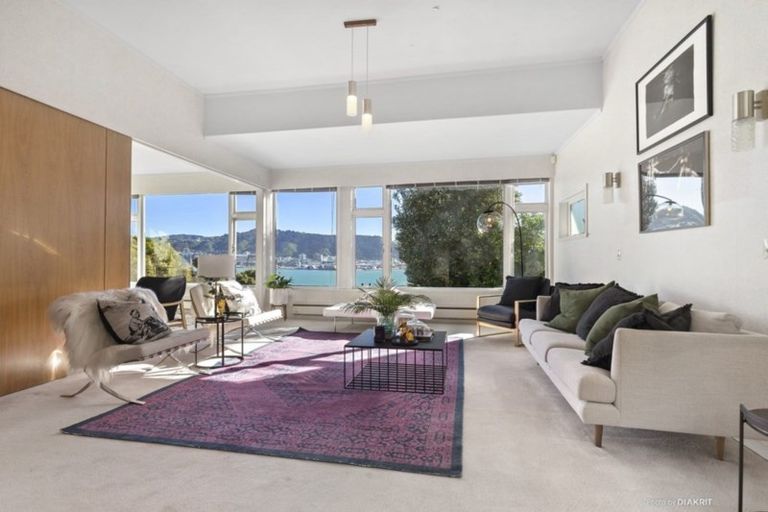 Photo of property in 2 Maida Vale Road, Roseneath, Wellington, 6011