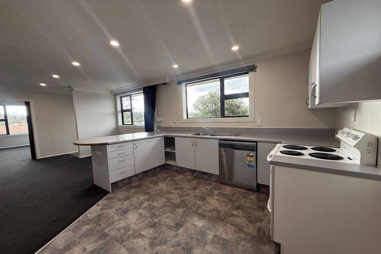 Photo of property in 2a Brooklyn Street, Green Island, Dunedin, 9018