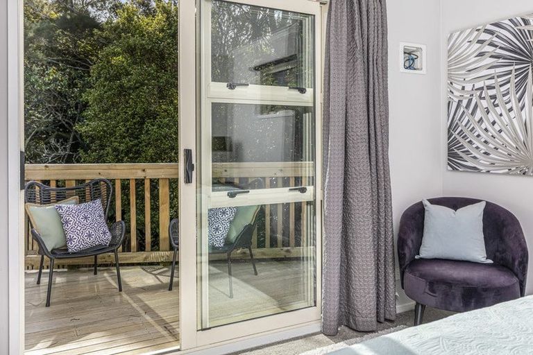 Photo of property in 14a Packham Place, Beach Haven, Auckland, 0626