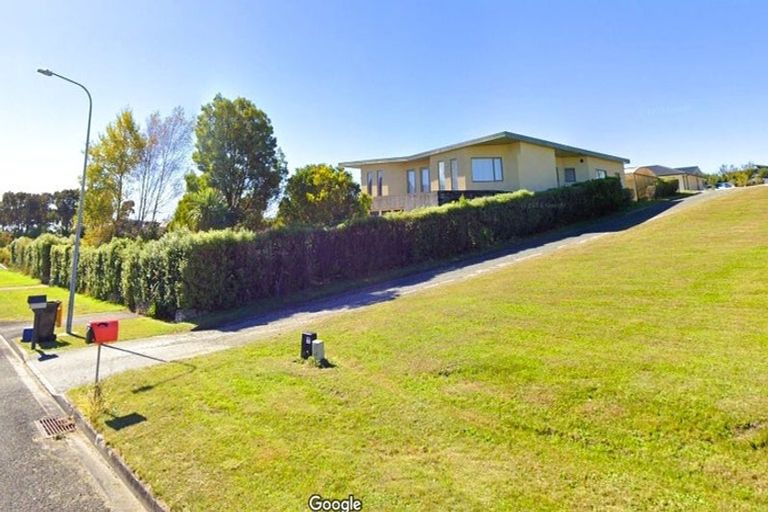 Photo of property in 33 Ruataniwha Drive, Collingwood, 7073