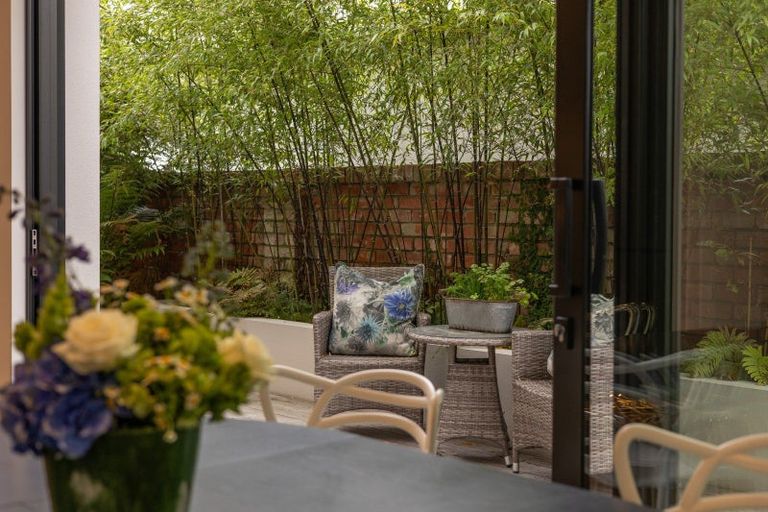 Photo of property in 16b Daresbury Lane, Fendalton, Christchurch, 8014