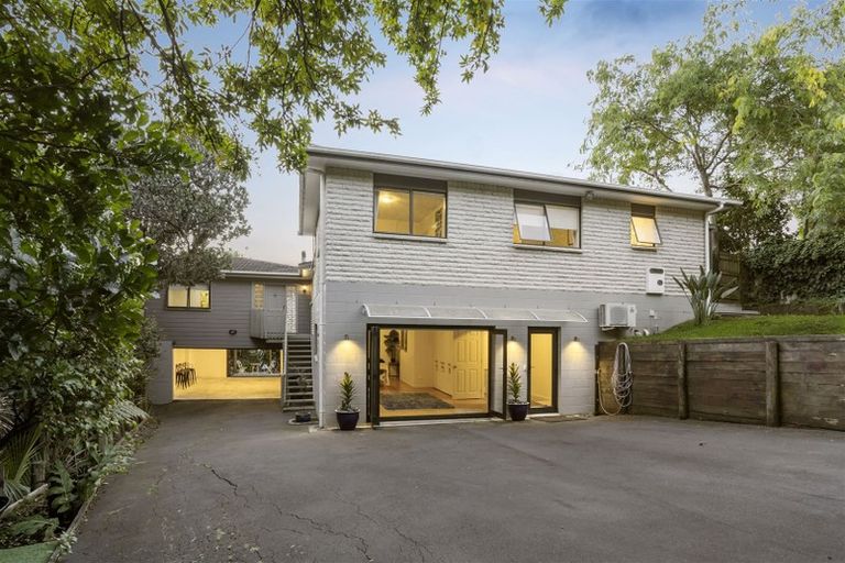 Photo of property in 12 Margan Place, Red Hill, Papakura, 2110