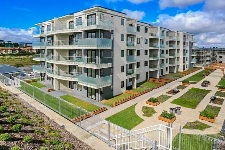 Photo of property in Apollo Apartments, 111/46 Rosedale Road, Rosedale, Auckland, 0632