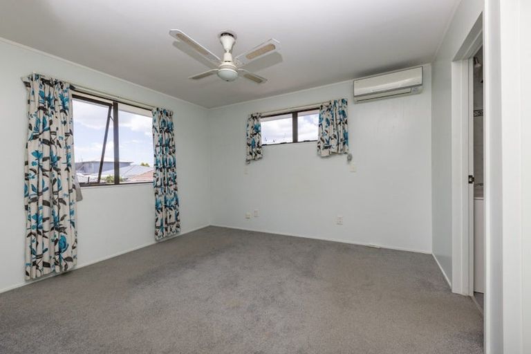 Photo of property in 8 Tane Street, New Lynn, Auckland, 0600