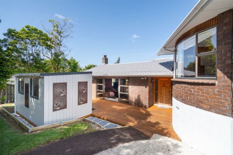 Photo of property in 7 Theodora Place, Mairangi Bay, Auckland, 0630