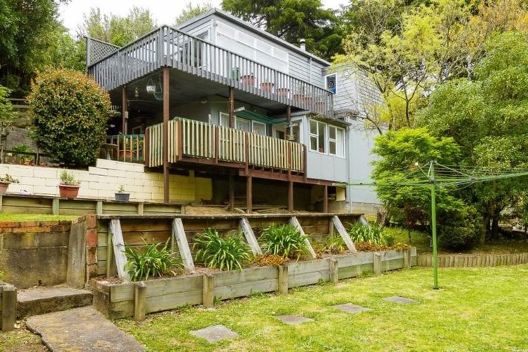 Photo of property in 32 Holborn Drive, Stokes Valley, Lower Hutt, 5019