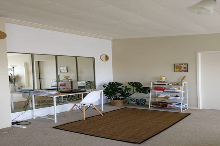 Photo of property in 16 Ropiha Street, Fitzroy, New Plymouth, 4312