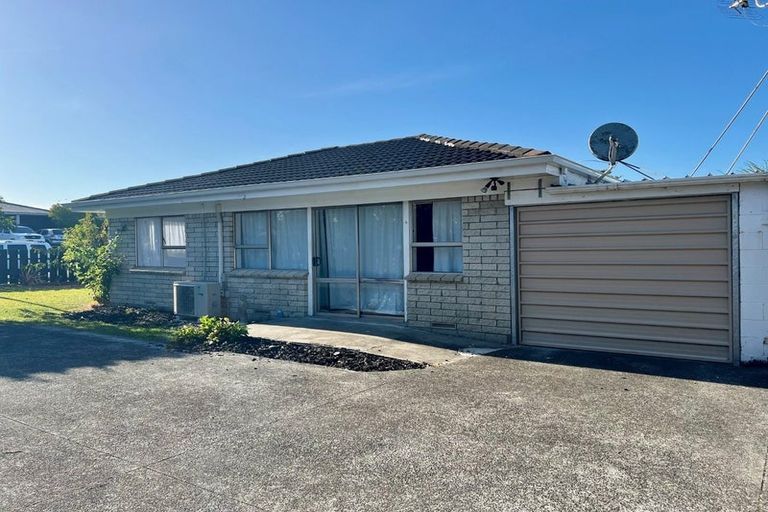 Photo of property in 1/13 Royal Arch Place, Rosehill, Papakura, 2113