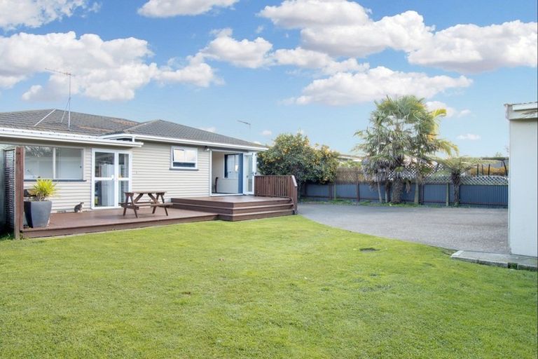 Photo of property in 43 Bill Hercock Street, Pirimai, Napier, 4112