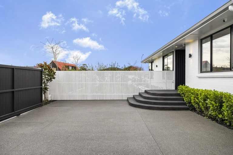 Photo of property in 23 Birkenhead Street, Avonhead, Christchurch, 8042