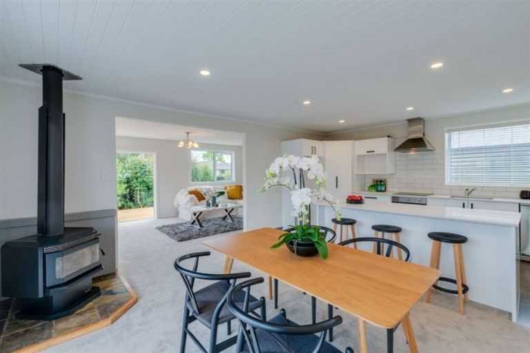 Photo of property in 33 Fairford Street, Bishopdale, Christchurch, 8053