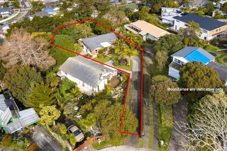 Photo of property in 10 Almadale Place, Hillcrest, Auckland, 0627
