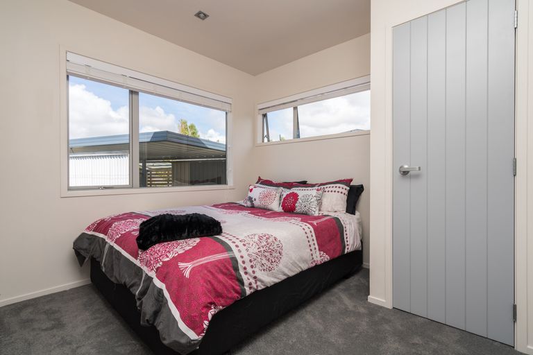 Photo of property in 11 Kakapo Place, Mangawhai, 0505