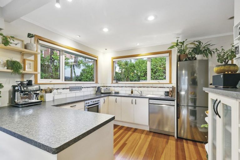 Photo of property in 34a Poto Road, Normandale, Lower Hutt, 5010