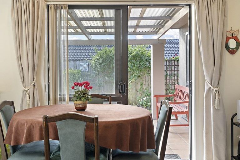 Photo of property in 22 Jelas Road, Red Beach, 0932