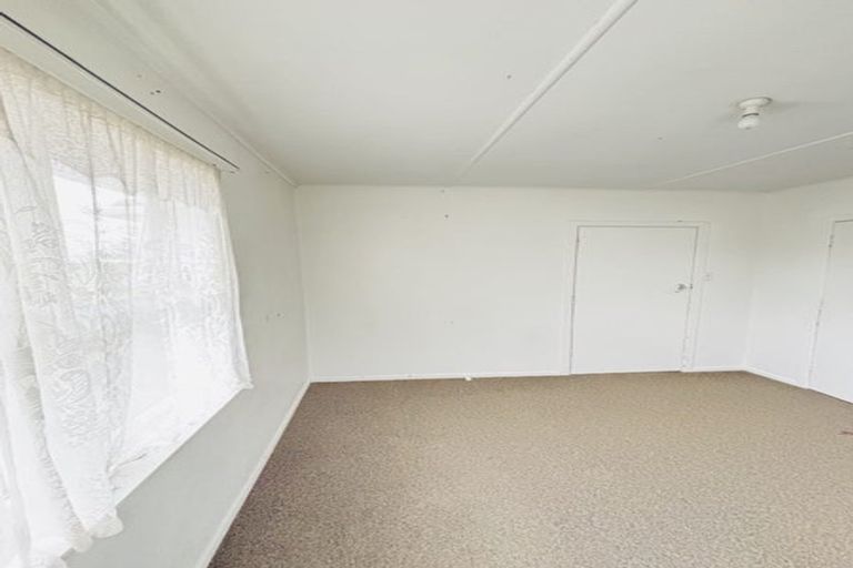 Photo of property in 18 Crown Crescent, Otara, Auckland, 2023