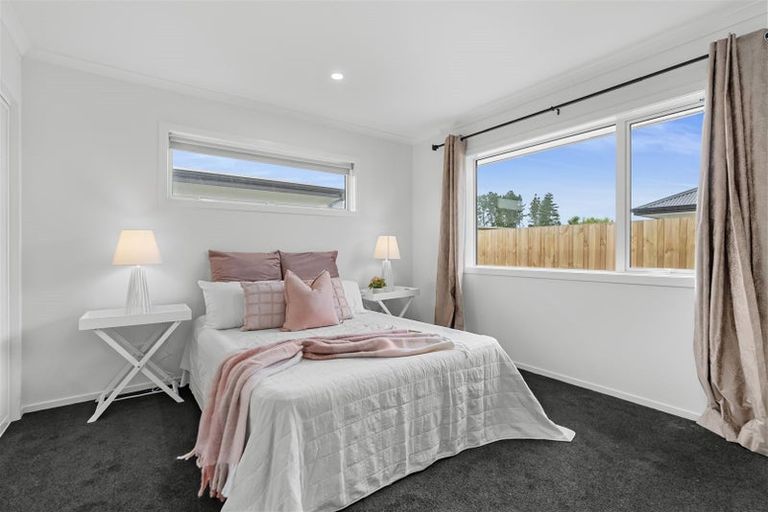 Photo of property in 21 Clonbunny Close, Rolleston, 7614