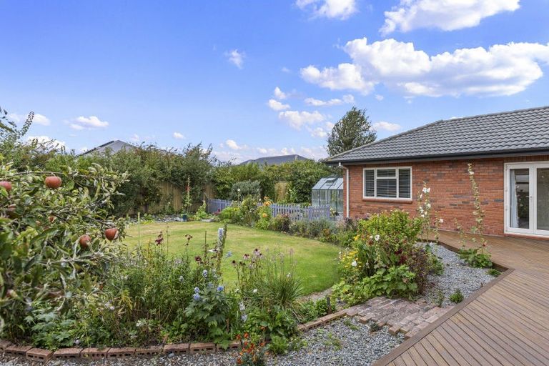 Photo of property in 6 Lancewood Way, Rangiora, 7400