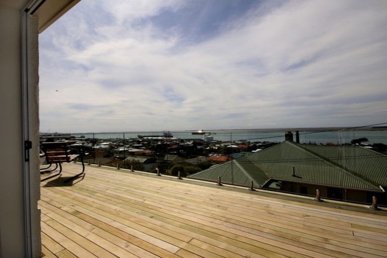 Photo of property in 68 Burrows Street, Bluff, 9814