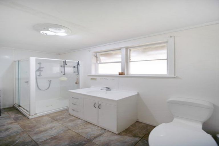 Photo of property in 29 Olive Crescent, Papatoetoe, Auckland, 2025