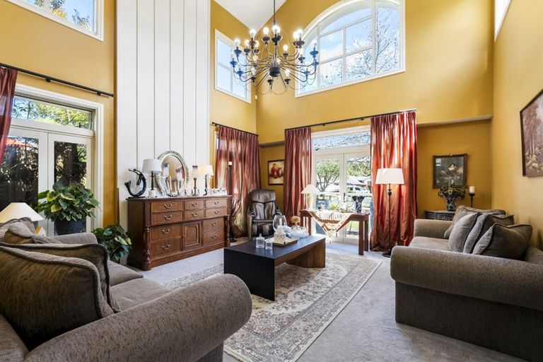 Photo of property in 37 Kinleith Way, Albany, Auckland, 0632