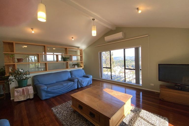 Photo of property in 20 Staysail Place, Whitby, Porirua, 5024
