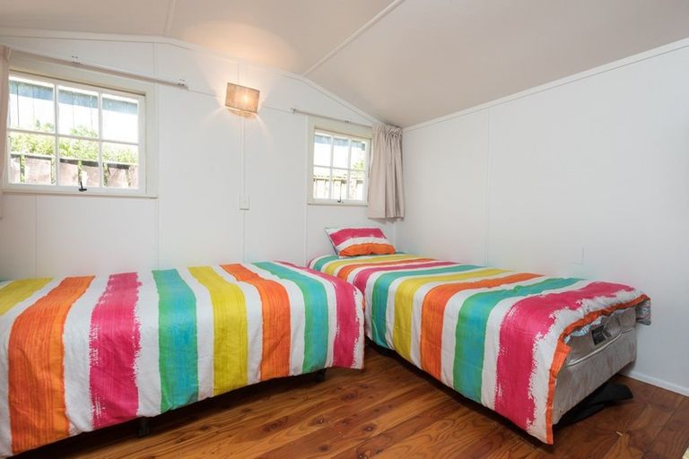 Photo of property in 1142b Papamoa Beach Road, Papamoa Beach, Papamoa, 3118