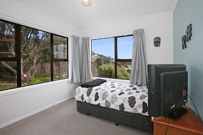 Photo of property in 36 Kiriwai Road, Paremata, Porirua, 5024