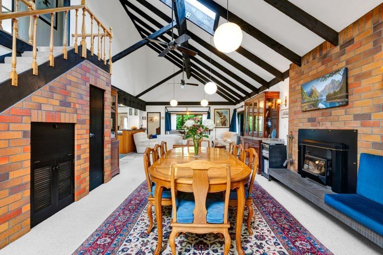 Photo of property in 24 Prudence Place, Oakura, 4314