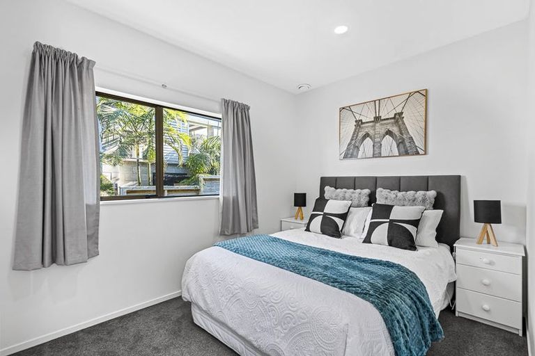Photo of property in 17 Noumea Place, Mairangi Bay, Auckland, 0630